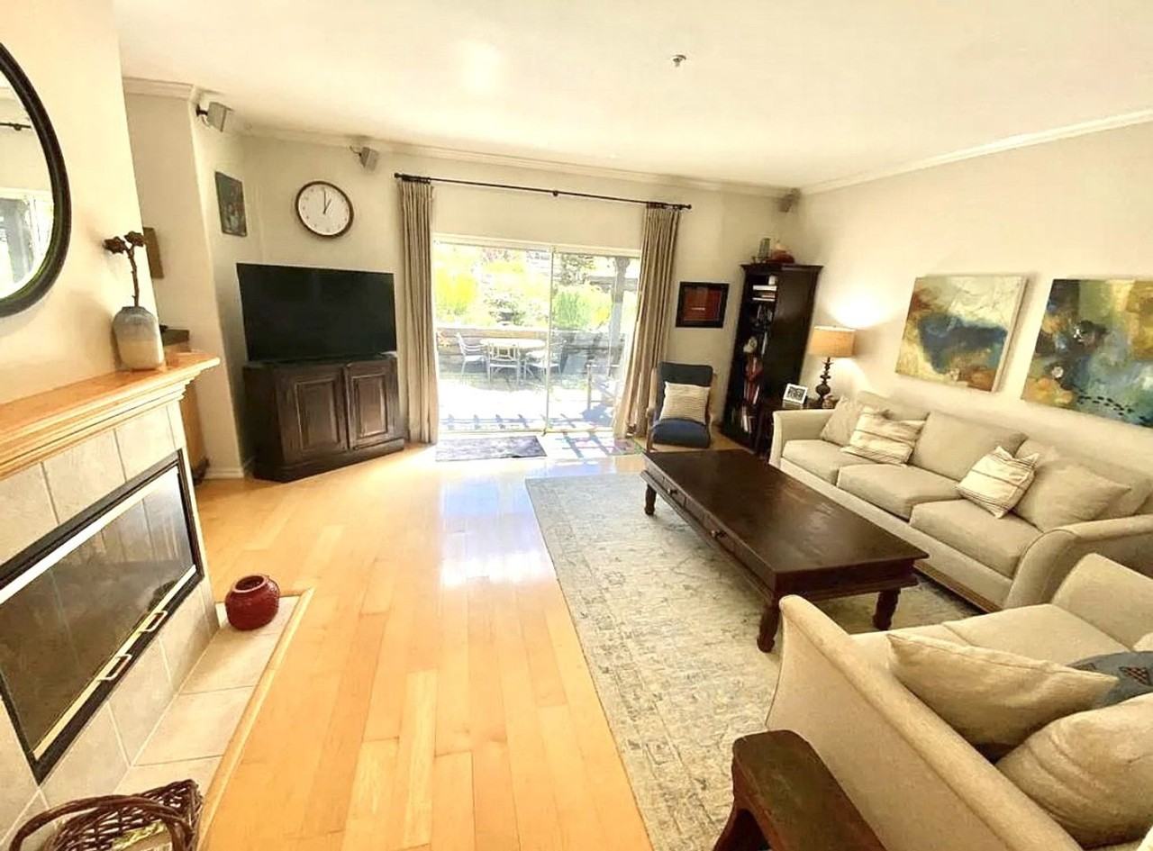 4592 Spanish Oaks Dr - Photo 3 of 12