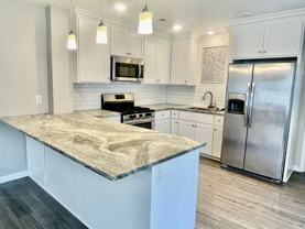 525 S Oak St - Photo 1 of 1