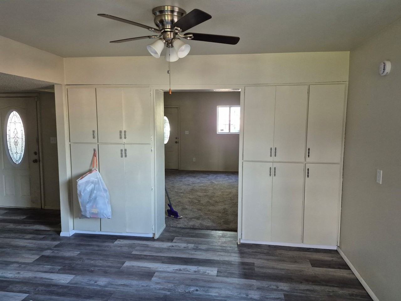 1423 E Virginia Ave - Photo 5 of 11