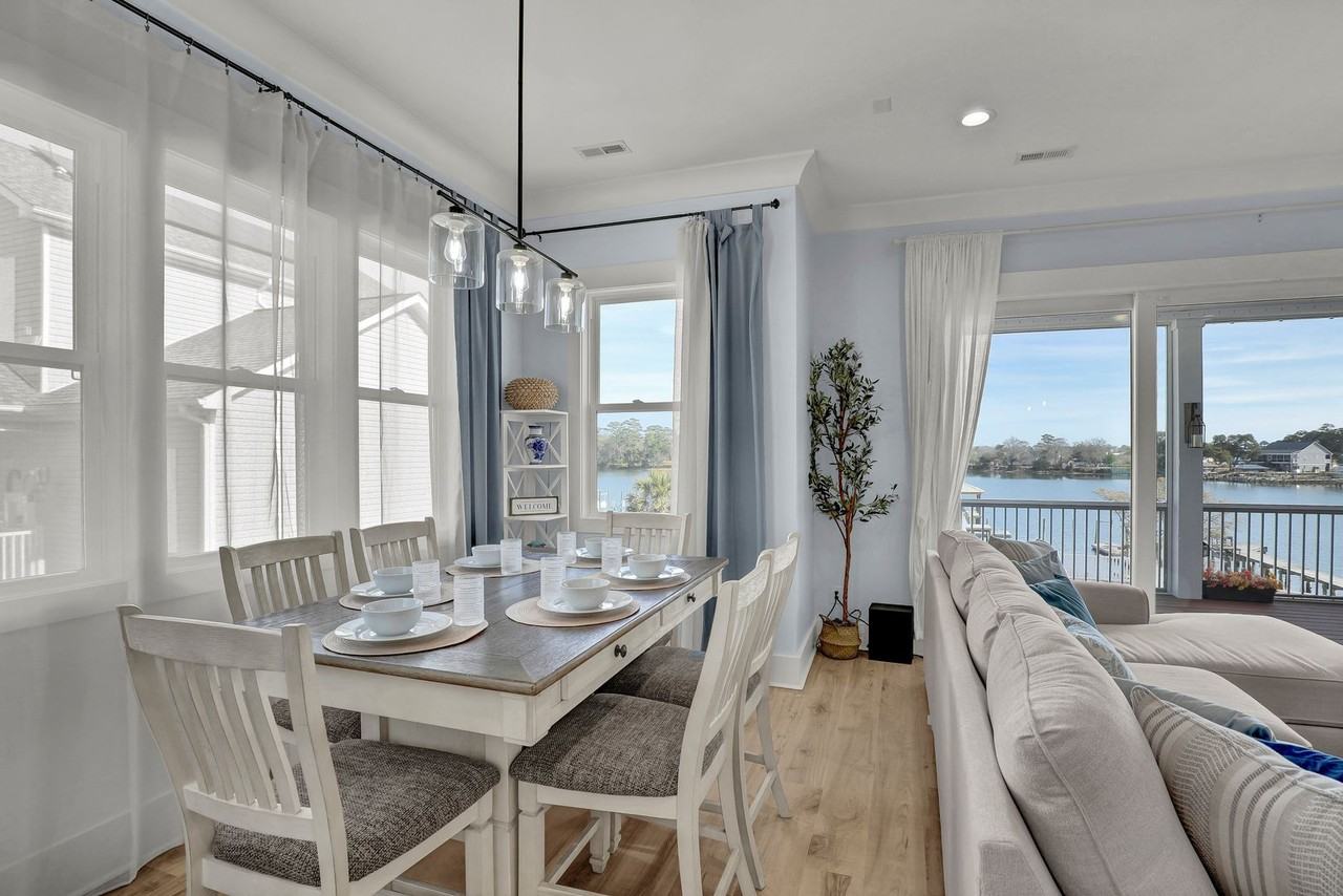 1059 Meridian Dr - Photo 7 of 42