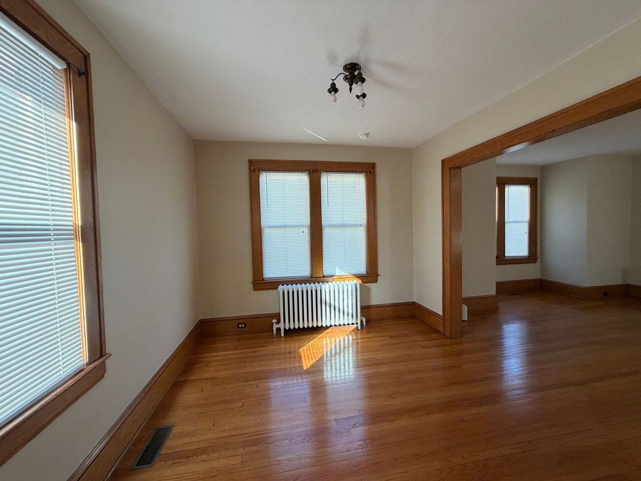 1311 Chesterfield St Sw - Photo 7 of 16