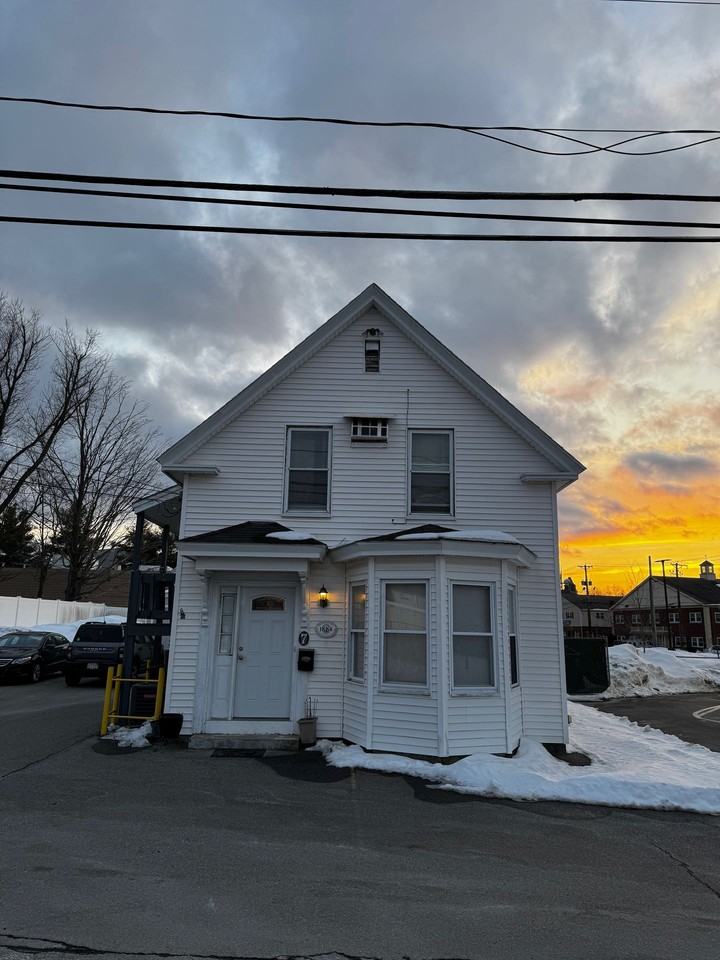 7 Wilson St #2 - Photo 3 of 24