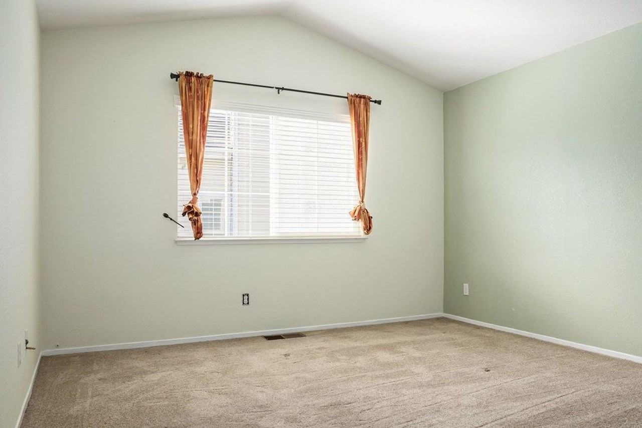 127 Orr Rd - Photo 3 of 22