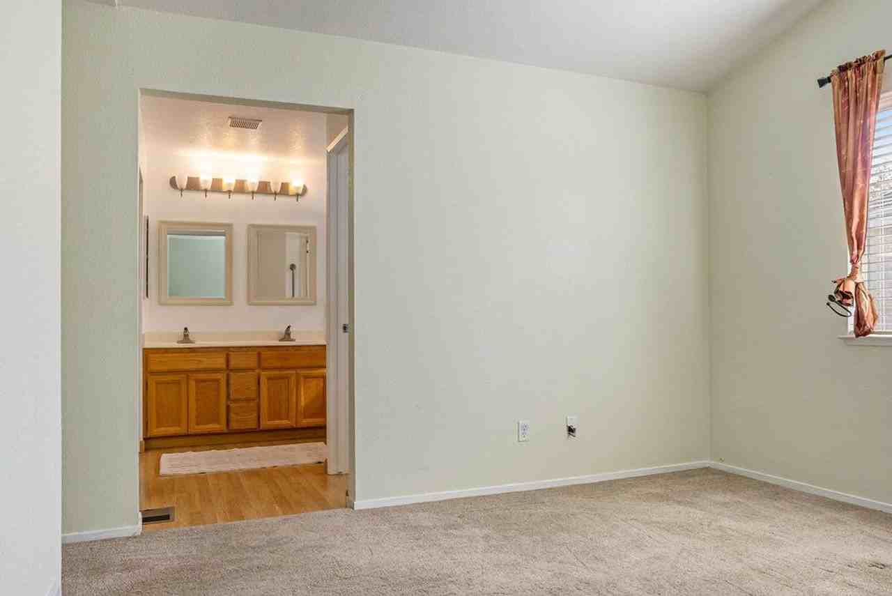 127 Orr Rd - Photo 4 of 22