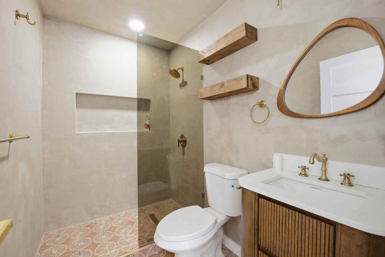 6209 Mesita Dr - Photo 7 of 20