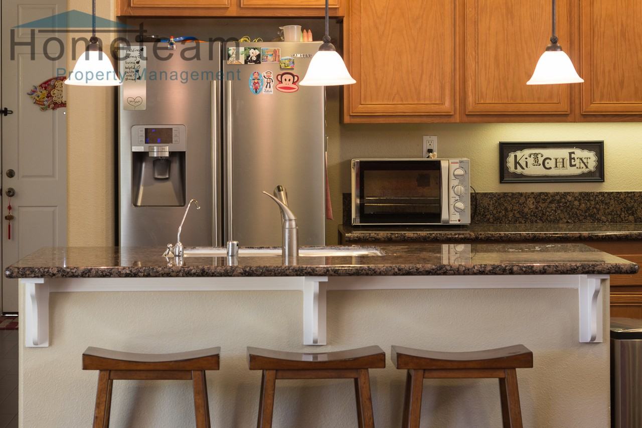 1549 Hunters Glen Ave - Photo 4 of 12