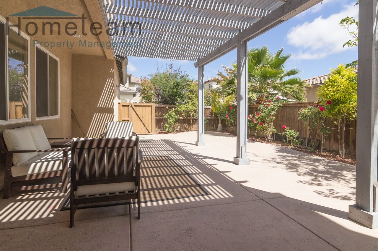 1549 Hunters Glen Ave - Photo 5 of 12