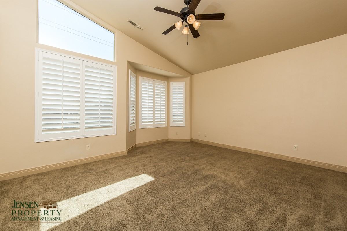 121 W 1965 S - Photo 7 of 19