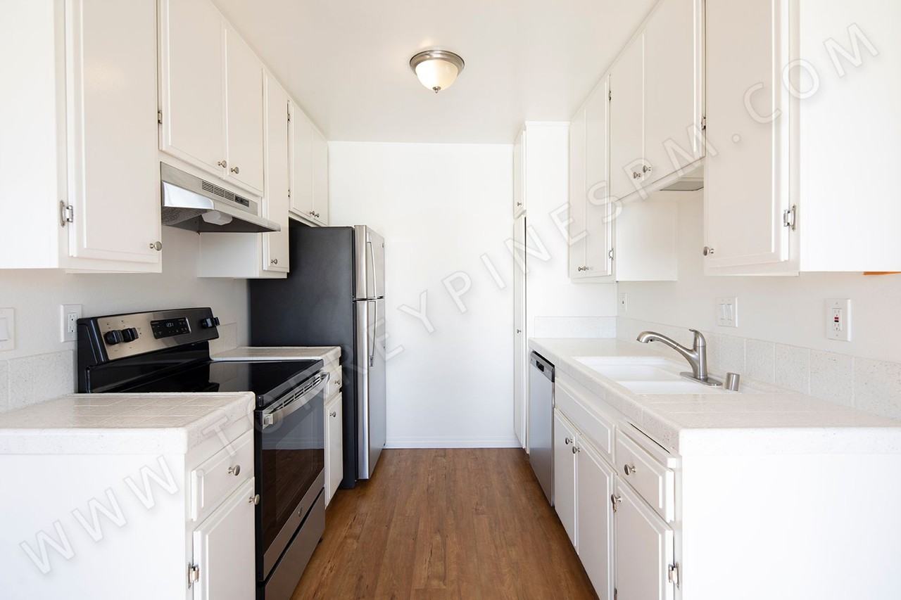 4116 Oregon St - Photo 4 of 13