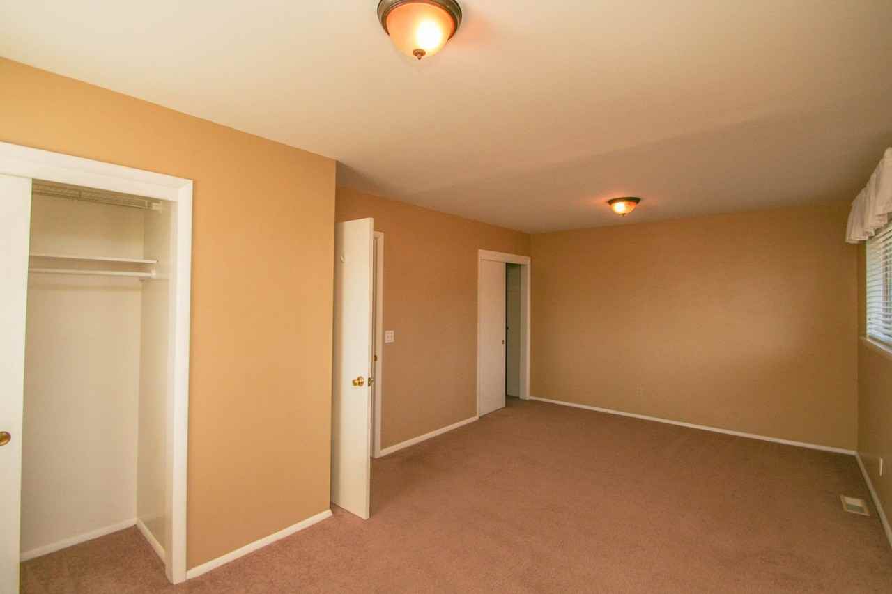 5629 S Saint Louis Ave - Photo 6 of 27