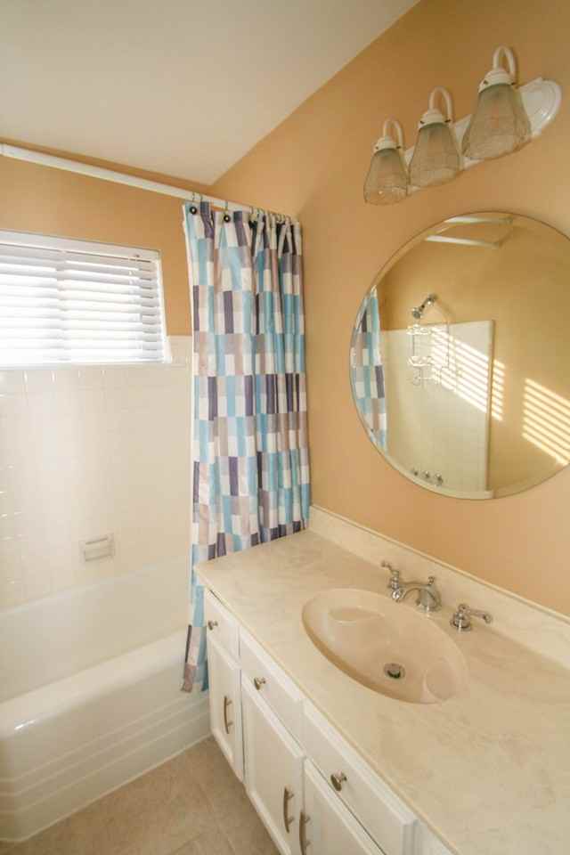 5629 S Saint Louis Ave - Photo 7 of 27