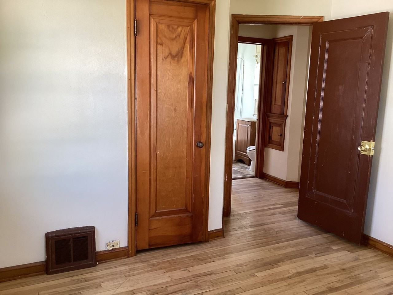 4658 N 51st Blvd - Photo 7 of 16