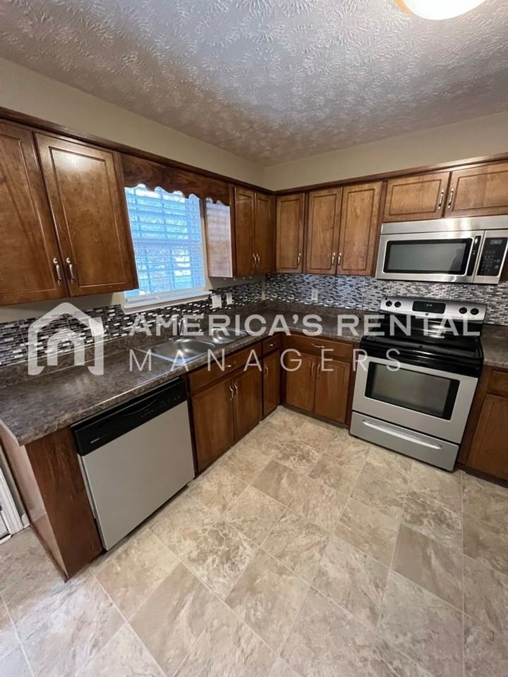 67 Wilson Way - Photo 6 of 18