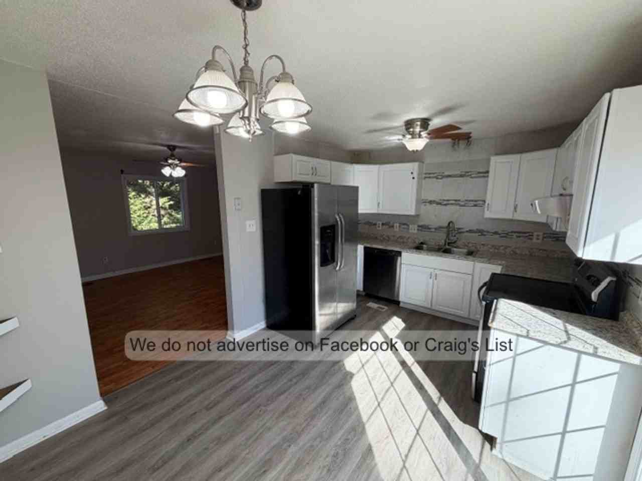 1611 Tysor Dr - Photo 3 of 11