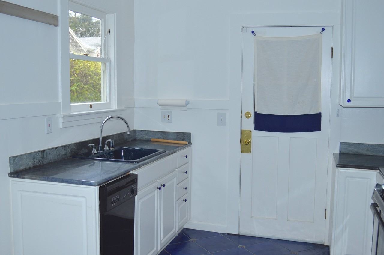 2600 Ashby Ave #1 - Photo 5 of 6