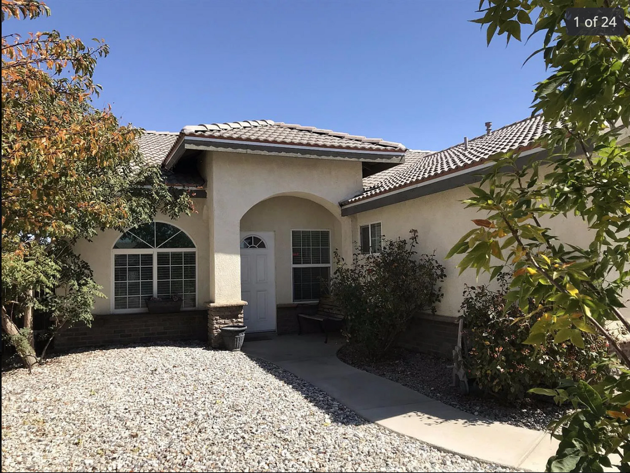 15988 Brook Ct - Photo 2 of 2