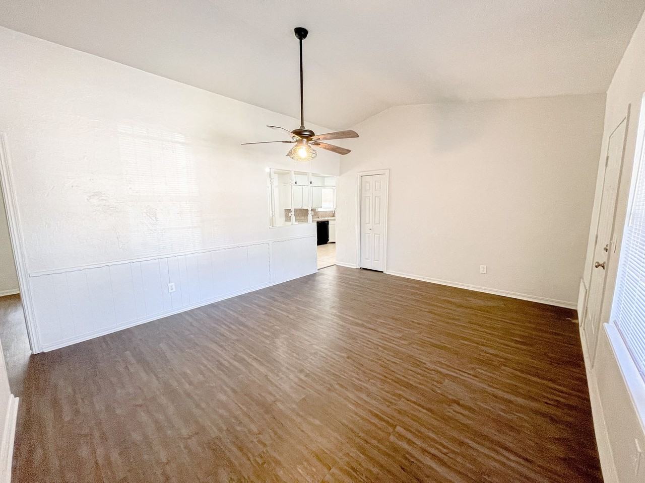 3108 Longridge Rd - Photo 5 of 20