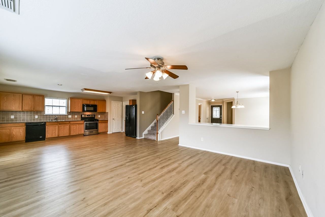 21223 Fire Wind Ct #223FIR - Photo 7 of 42