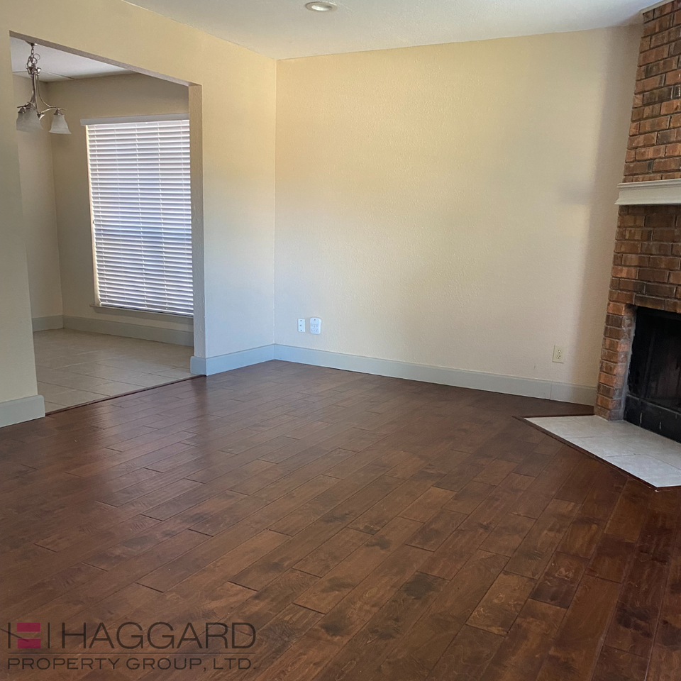 7720 Kings Ridge Rd - Photo 2 of 16