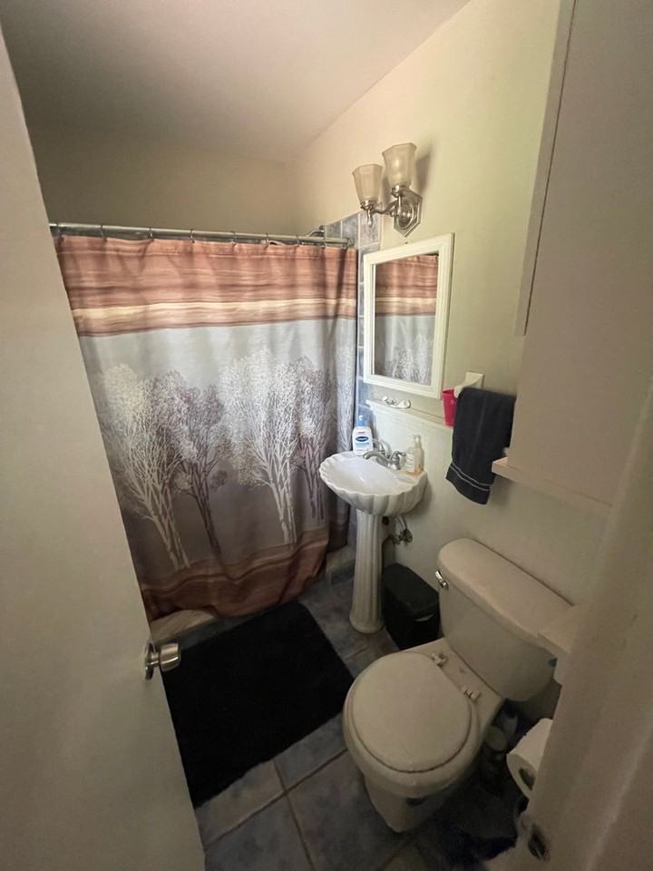 1116 Pinecrest Dr - Photo 5 of 9