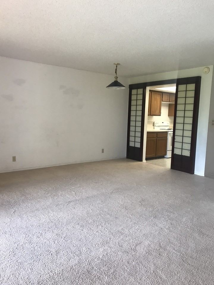 98-1710 Kaahumanu St - Photo 7 of 9