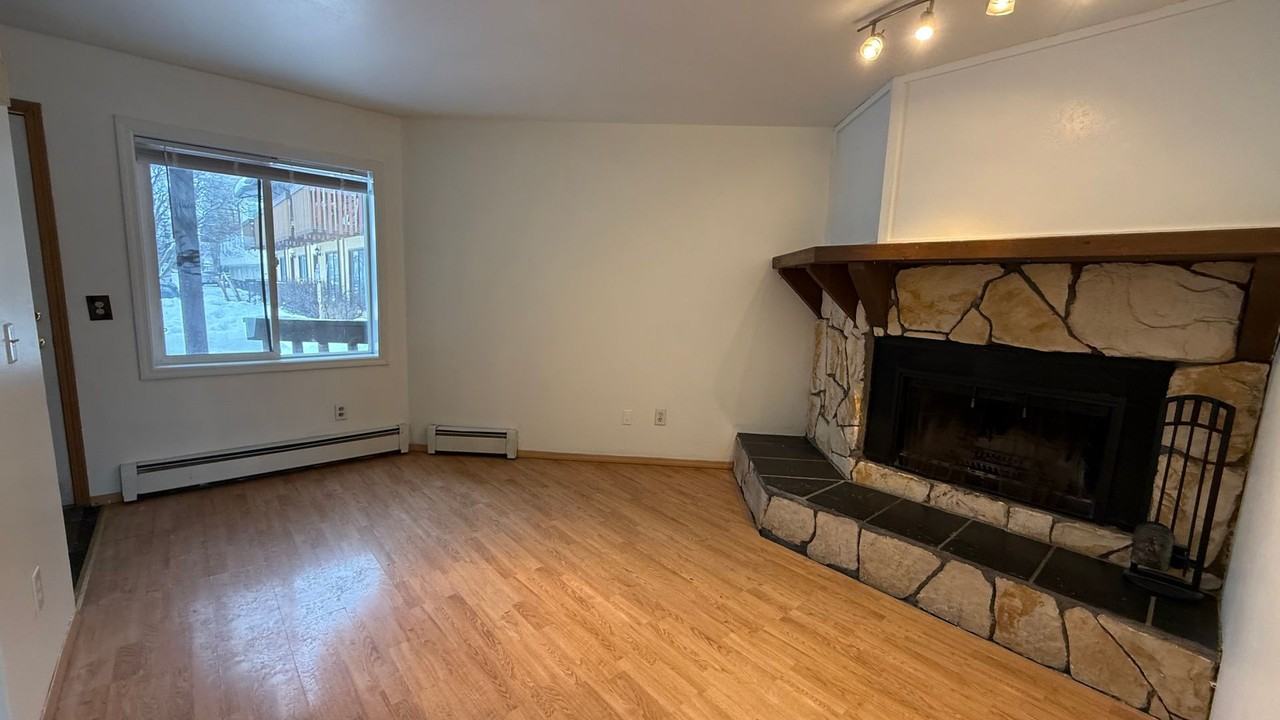 1464 W 25th Ave #8 - Photo 2 of 11