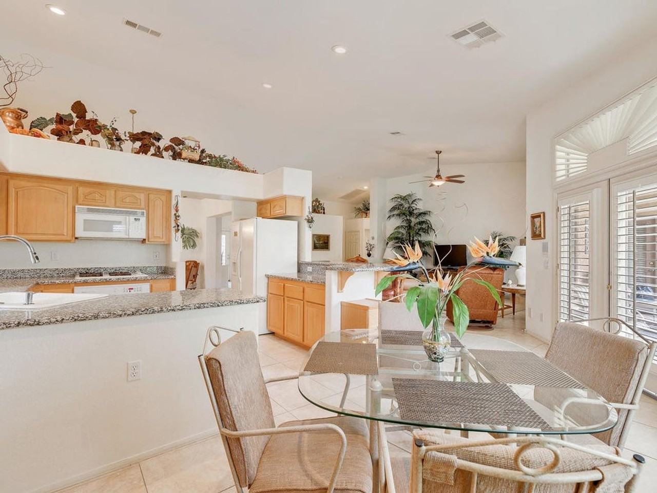 3064 Emerald Wind St - Photo 3 of 36