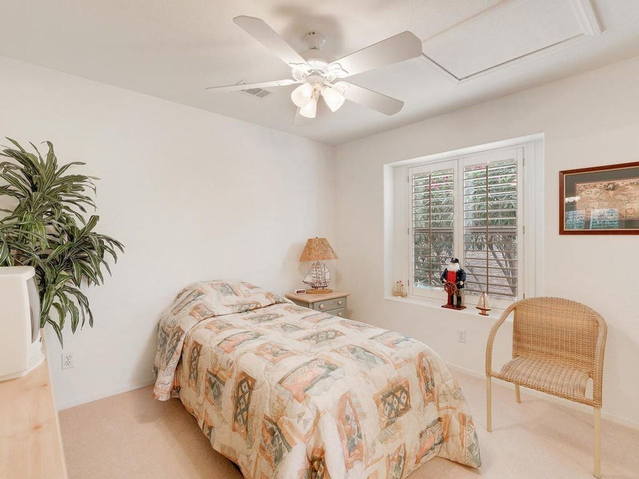 3064 Emerald Wind St - Photo 6 of 36