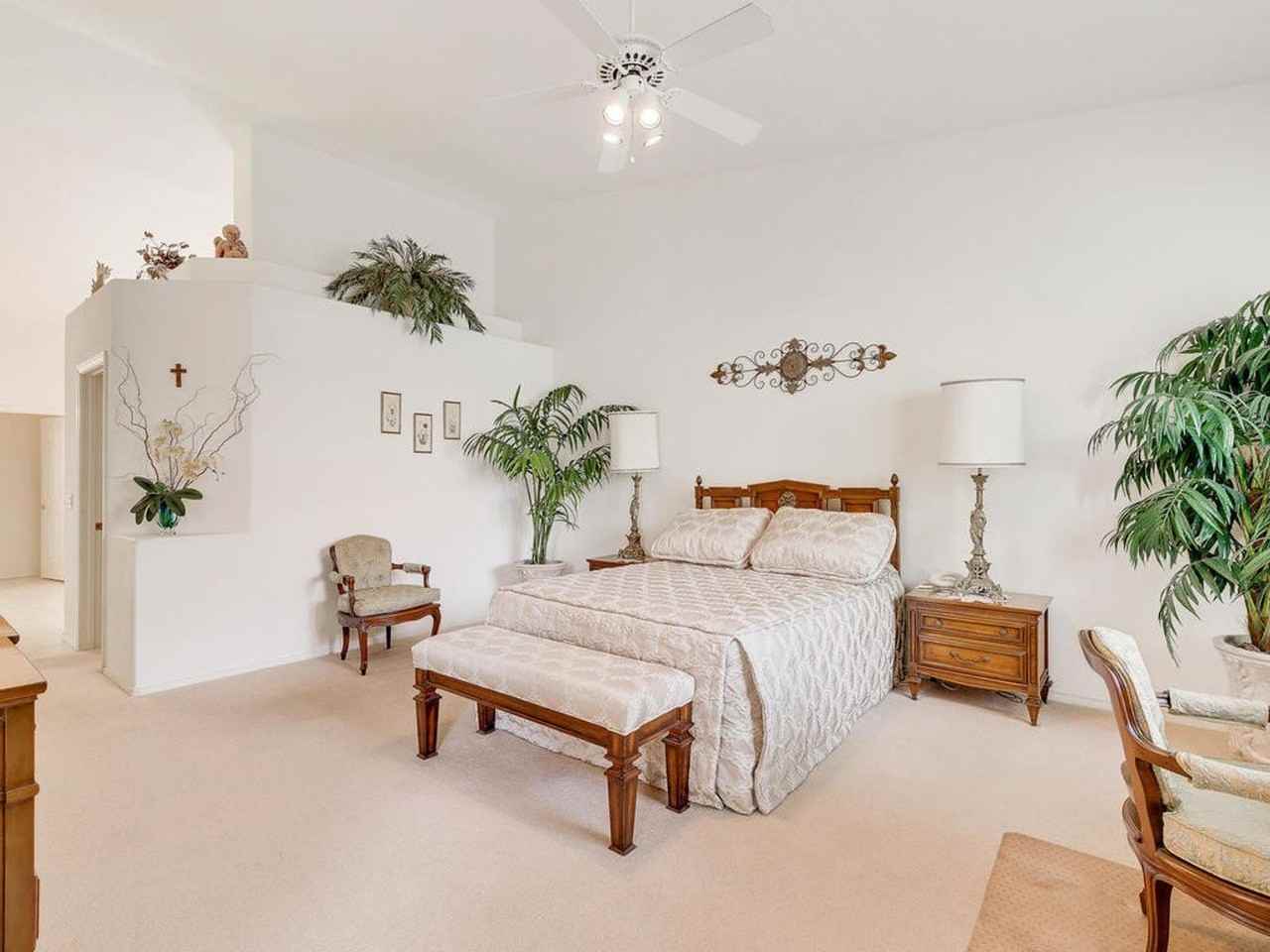 3064 Emerald Wind St - Photo 7 of 36