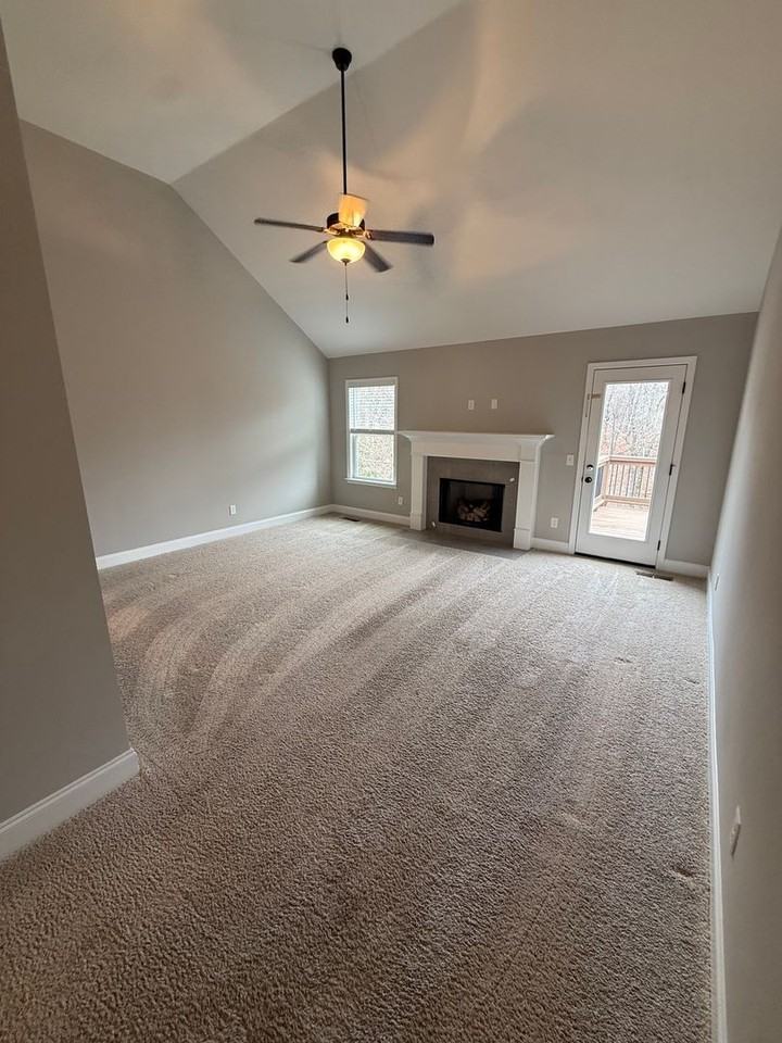 7393 Pfizer Dr - Photo 2 of 20