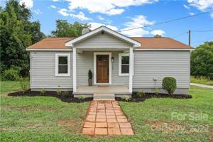 featured image of 118 Moore St