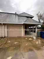 featured image of 3098 Aspen St