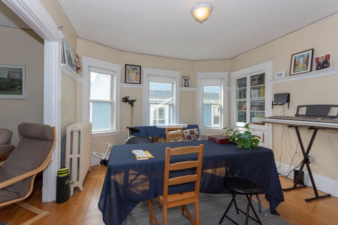 58 Atkins St - Photo 7 of 11