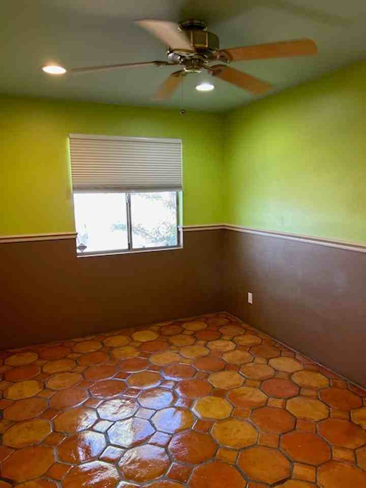 3001 W Coriander Dr - Photo 7 of 22