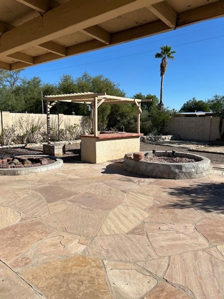 3001 W Coriander Dr - Photo 2 of 22