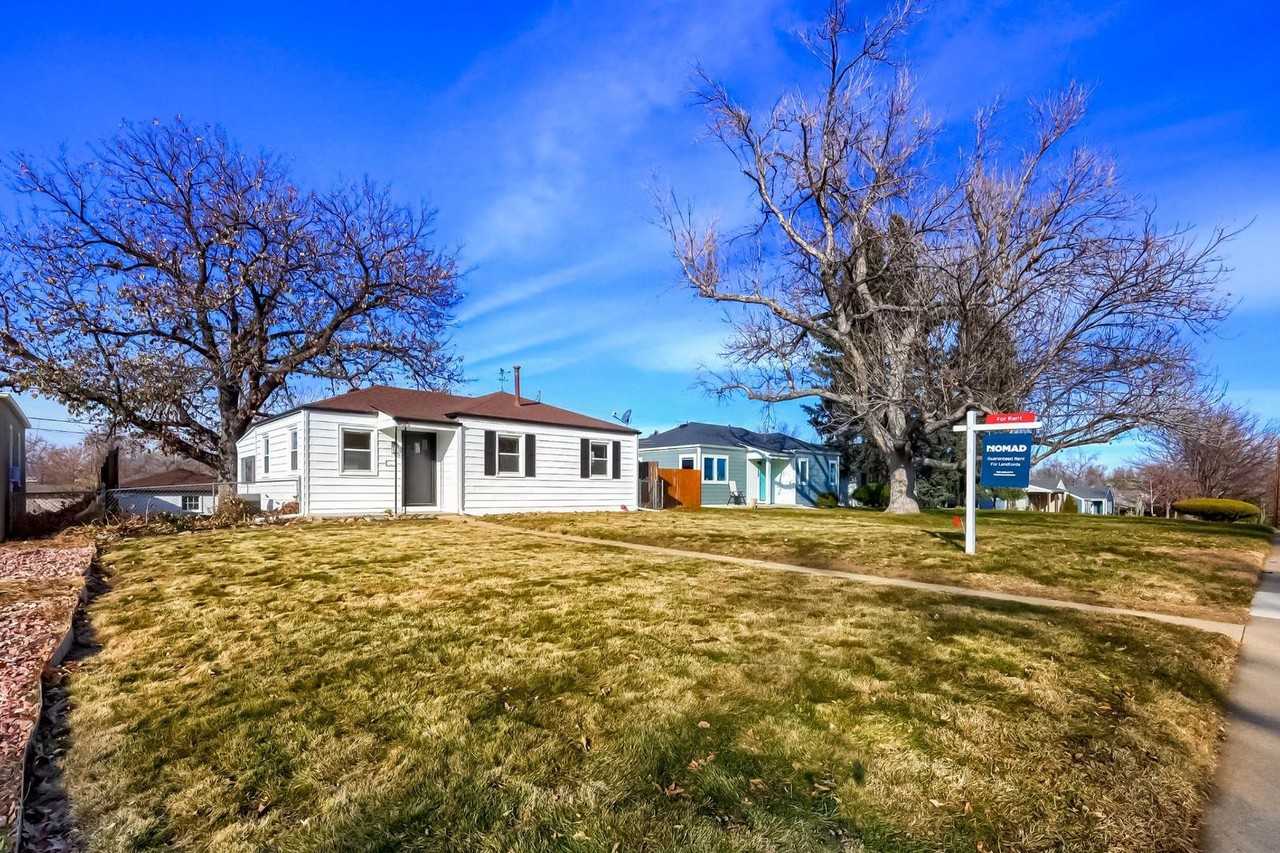 4615 Perry St - Photo 2 of 18