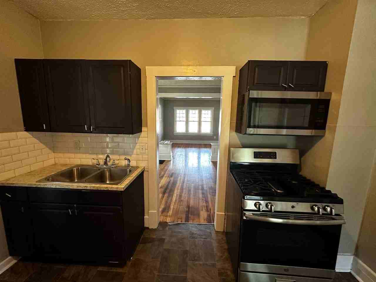 6005 N 30th St - Photo 2 of 10