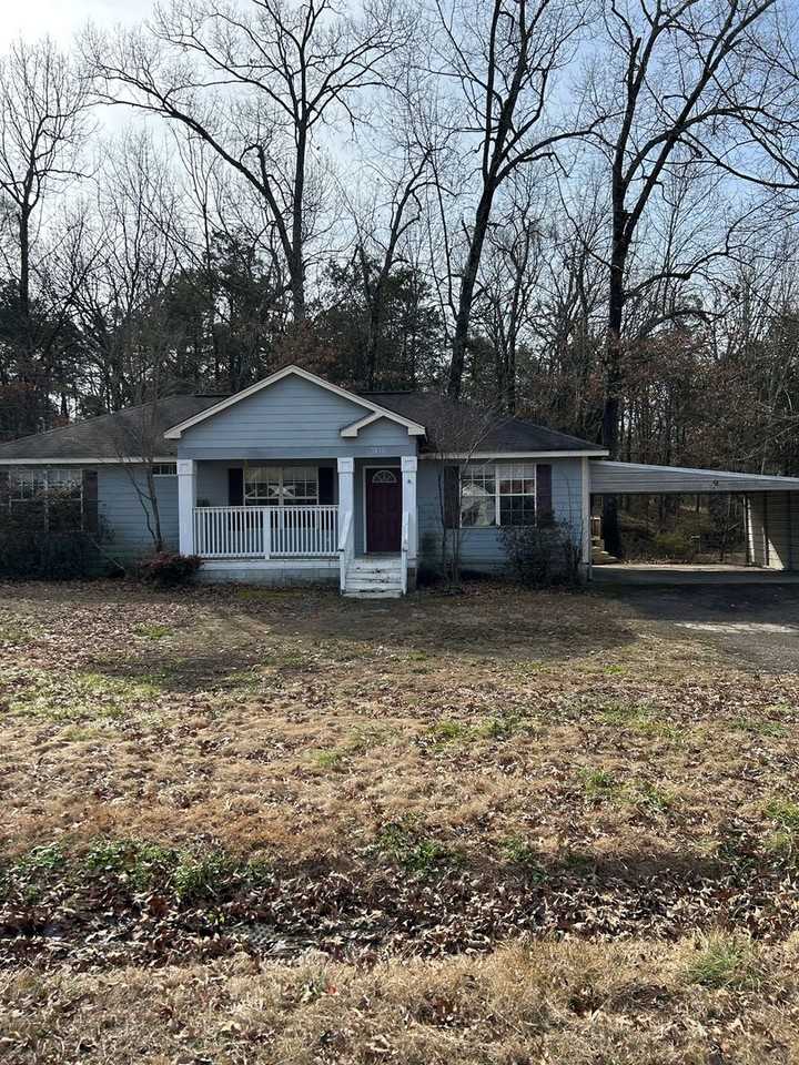 3816 E 6th St - Photo 3 of 20