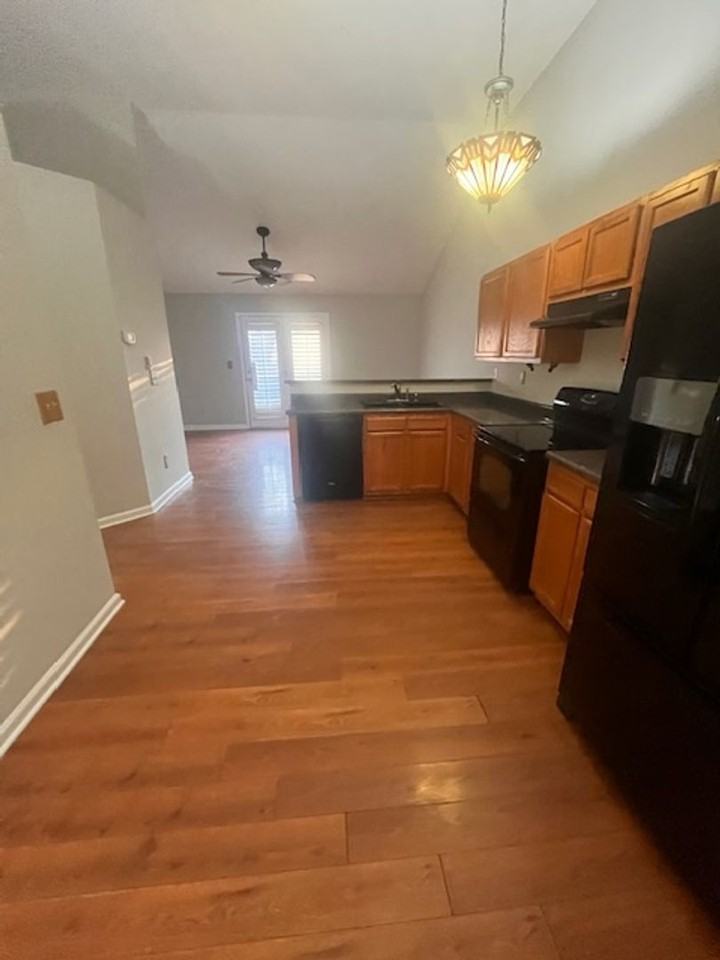 400 Platt Dr - Photo 3 of 14