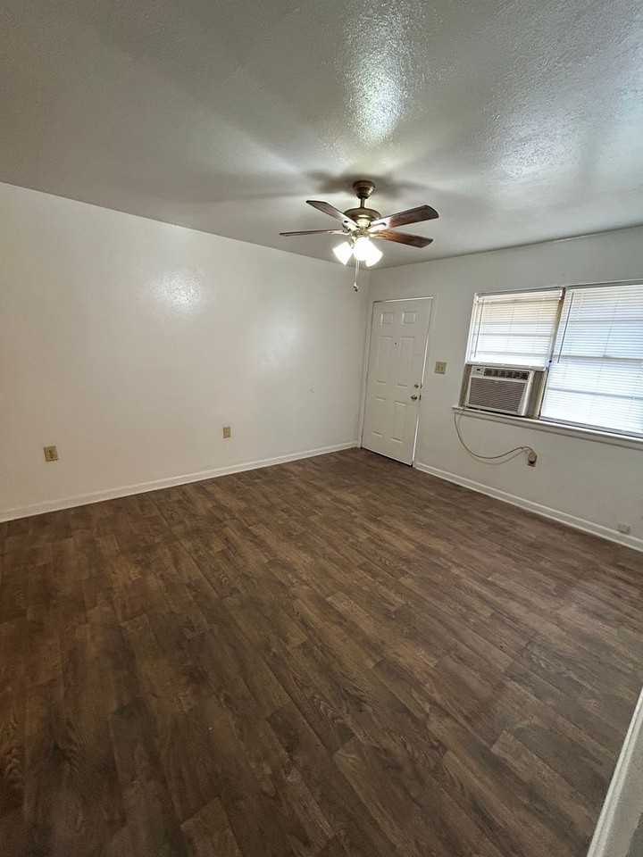 1416 S Boston Ave - Photo 5 of 17