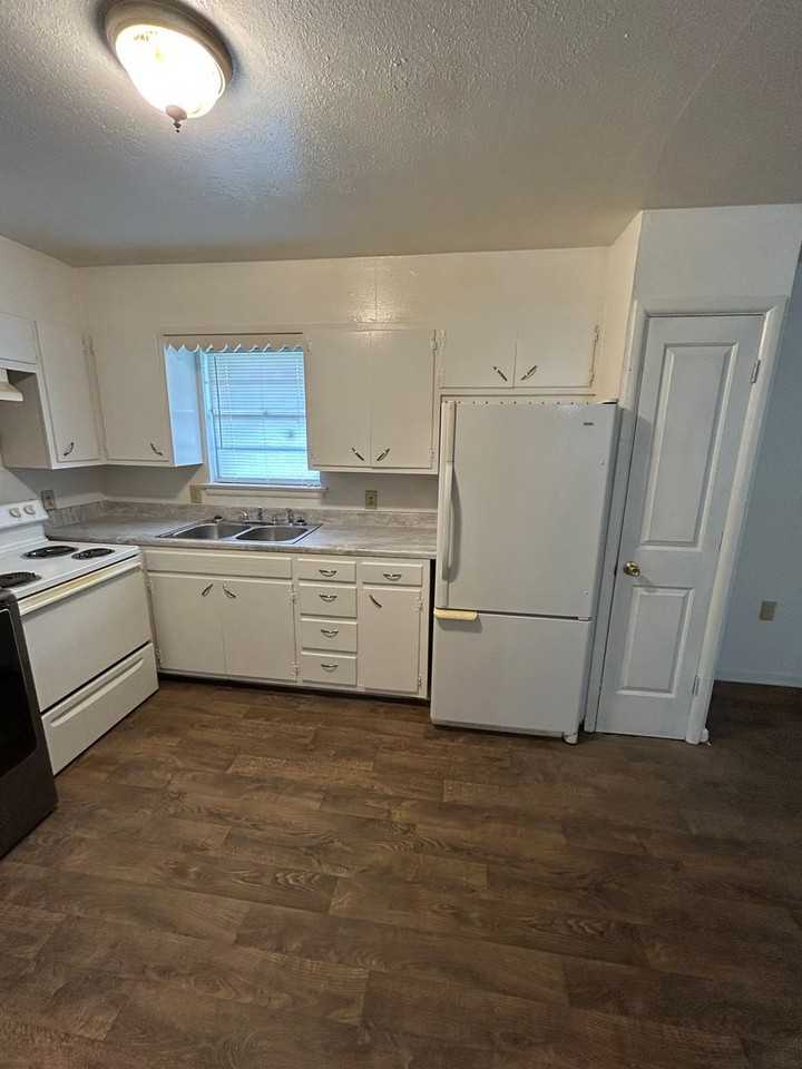 1416 S Boston Ave - Photo 6 of 17