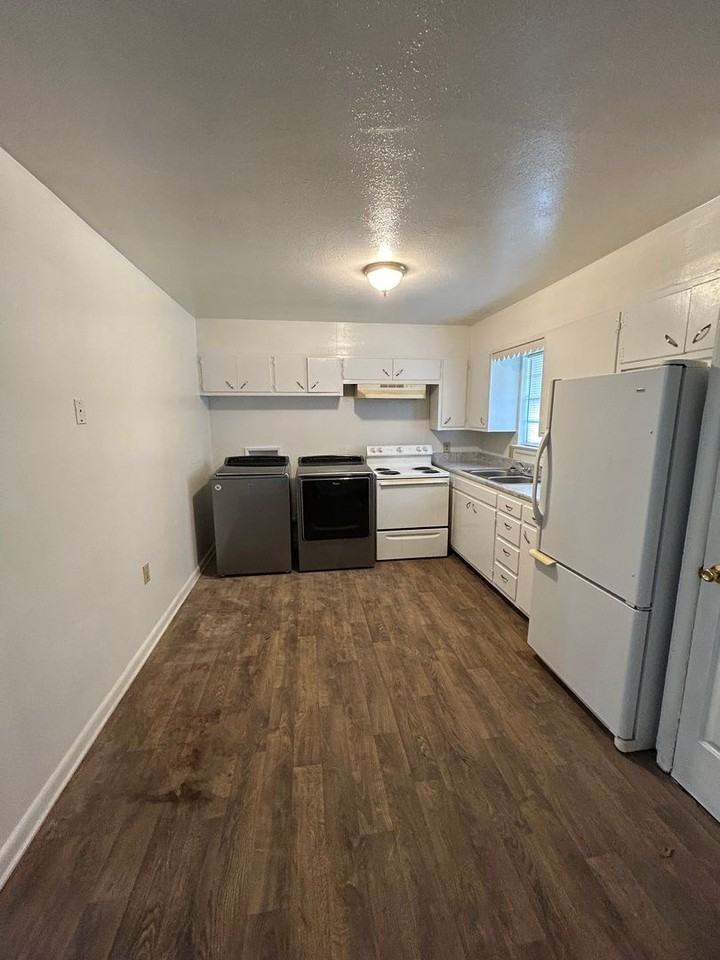 1416 S Boston Ave - Photo 7 of 17