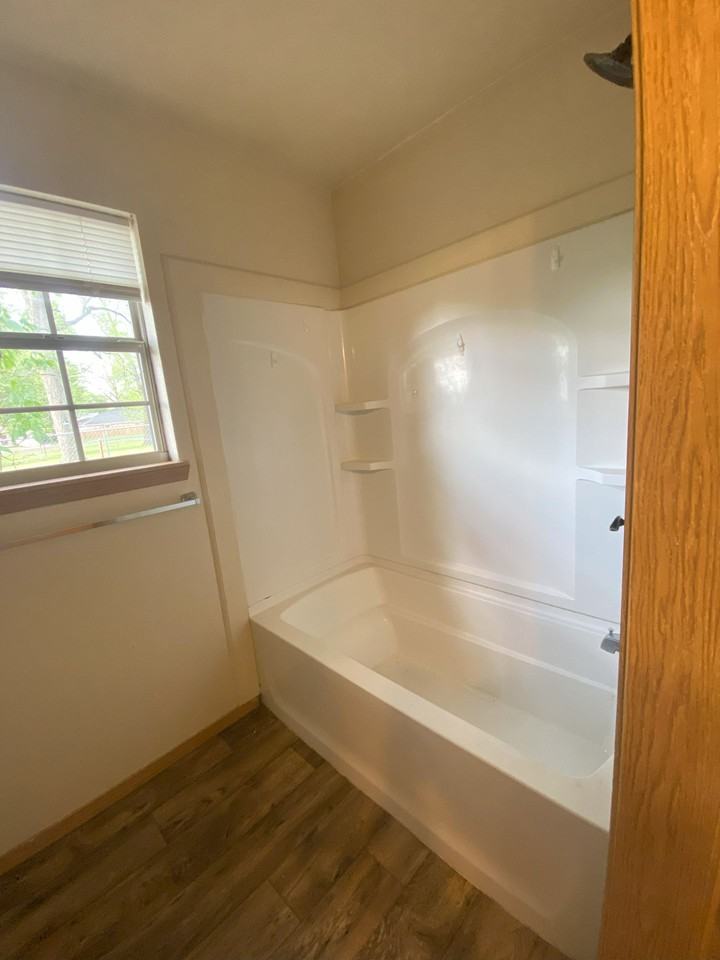 302-316 Dawson - Photo 4 of 6