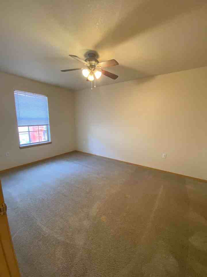 302-316 Dawson - Photo 6 of 6