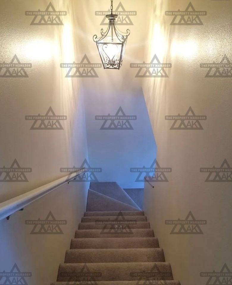 783 Foxview Rd - Photo 4 of 22