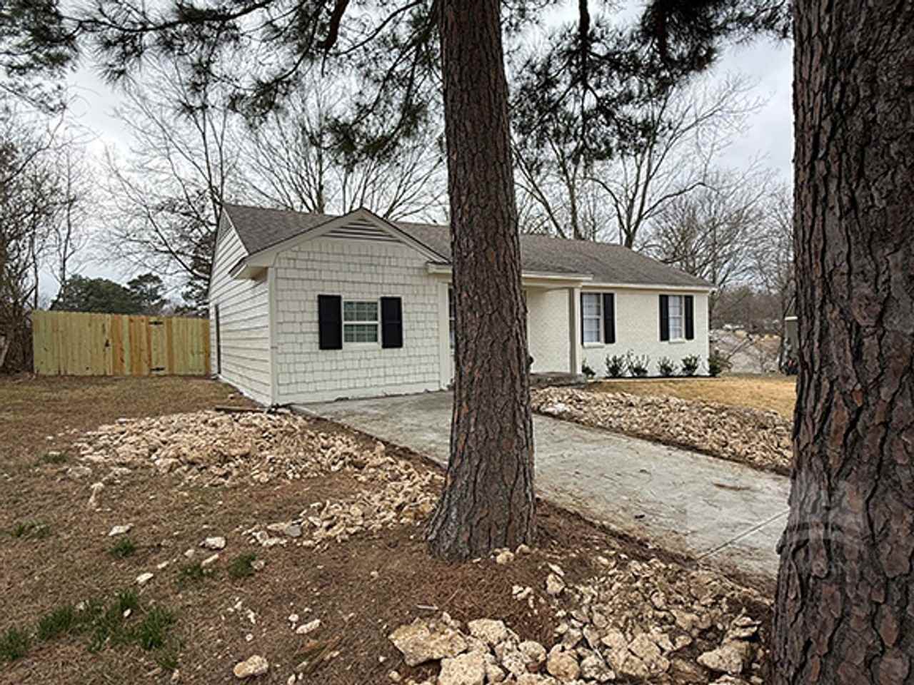 3359 Spring Water Cv - Photo 2 of 12