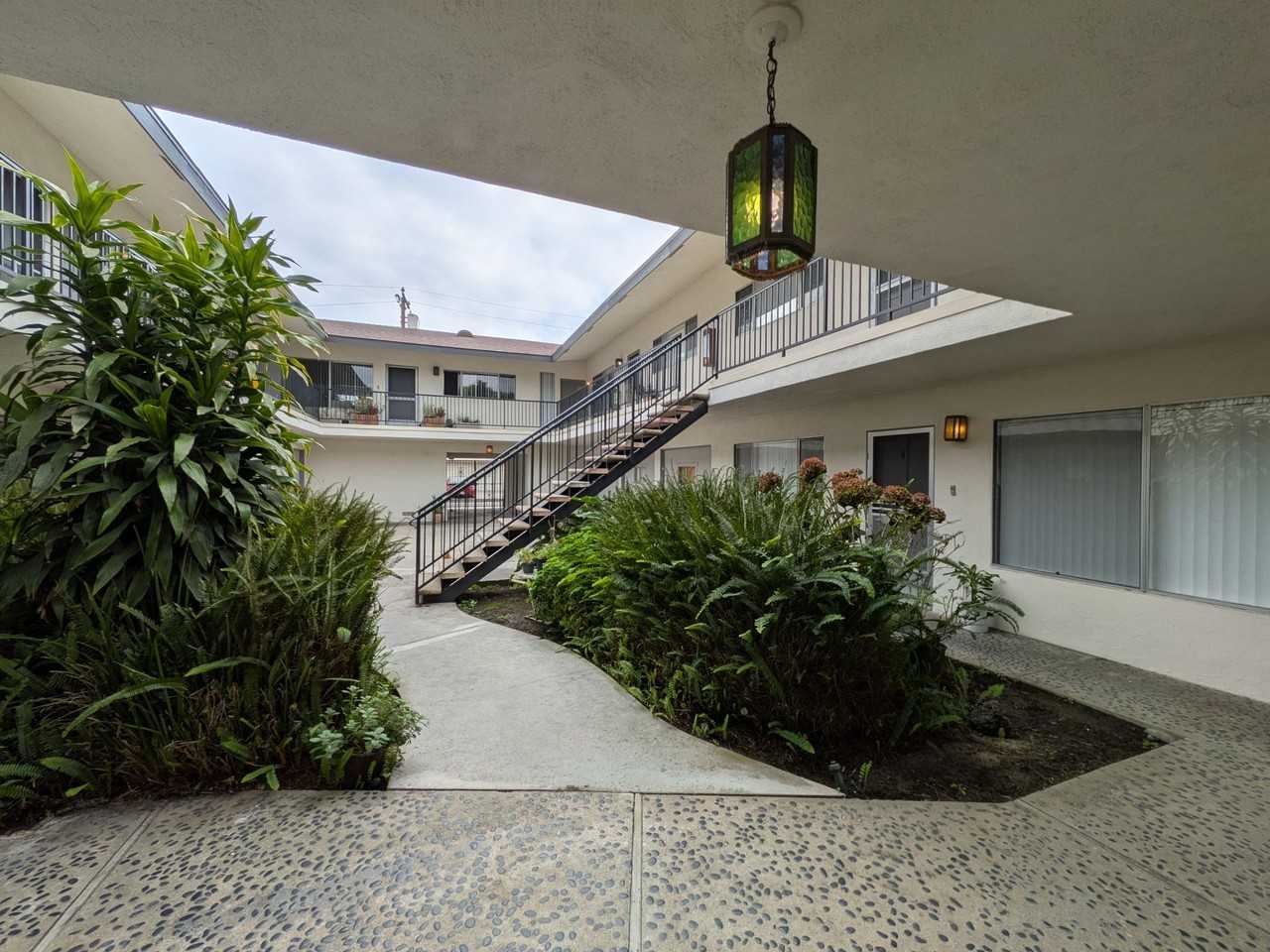 372 Freeman Ave - Photo 2 of 23