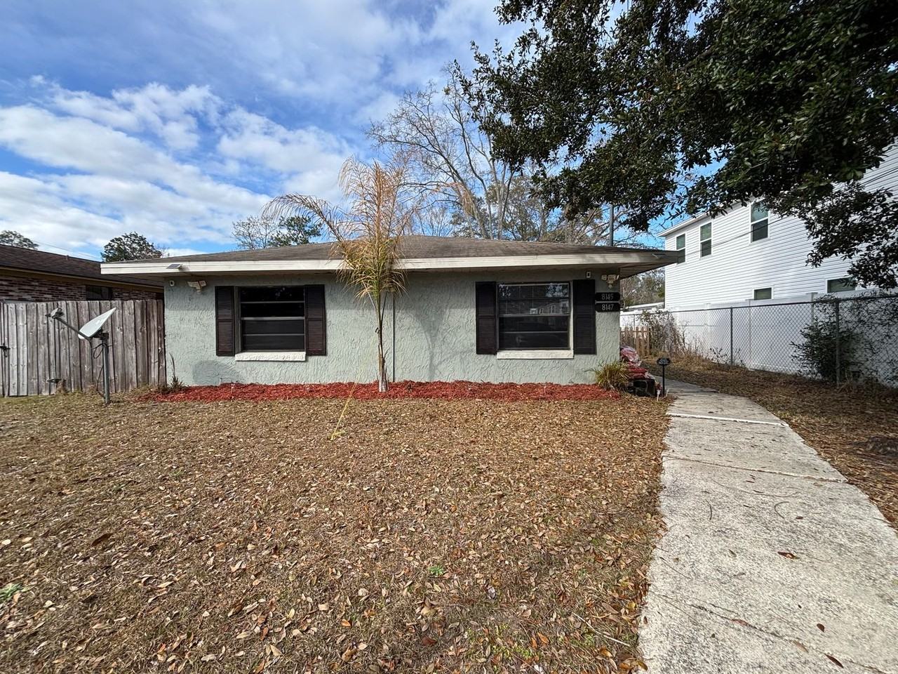 8145 Cheryl Ann Ln - Photo 2 of 20