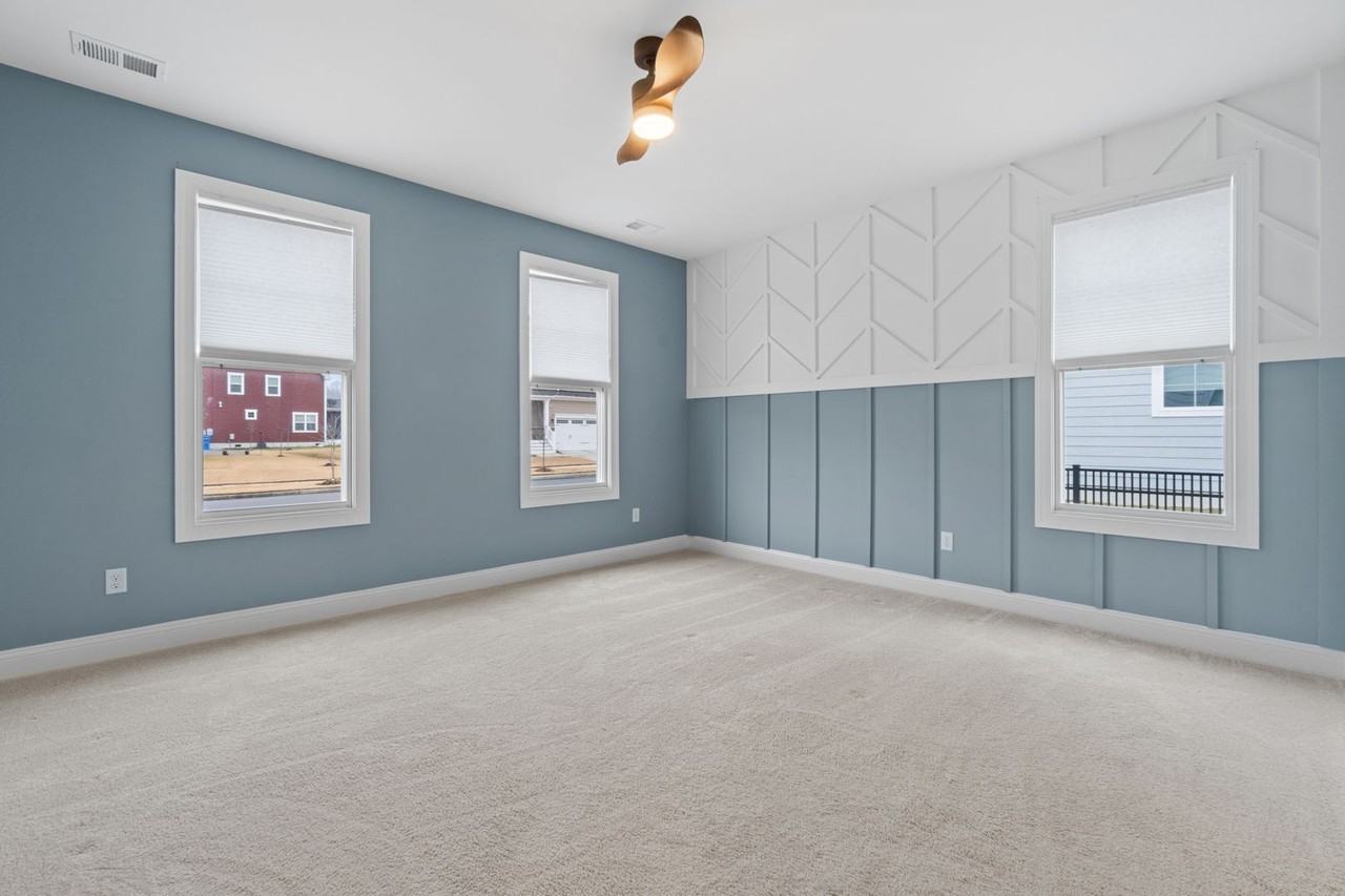 930 Olmstead St - Photo 6 of 18