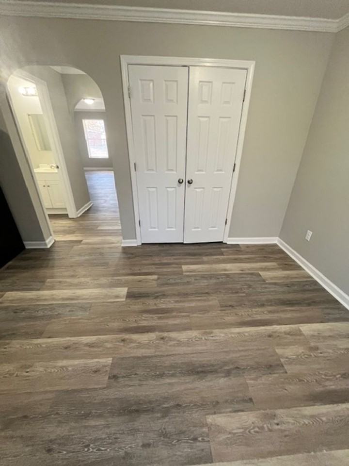 820 Charles Ave - Photo 6 of 20